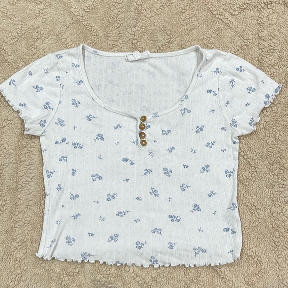 White Floral Top - Picture 5 of 9